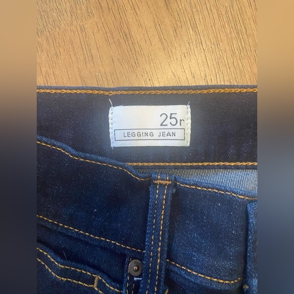 GAP women’s Mid Rise Universal Legging Jeans 25 comfortable stretch dark blue - Picture 5 of 9